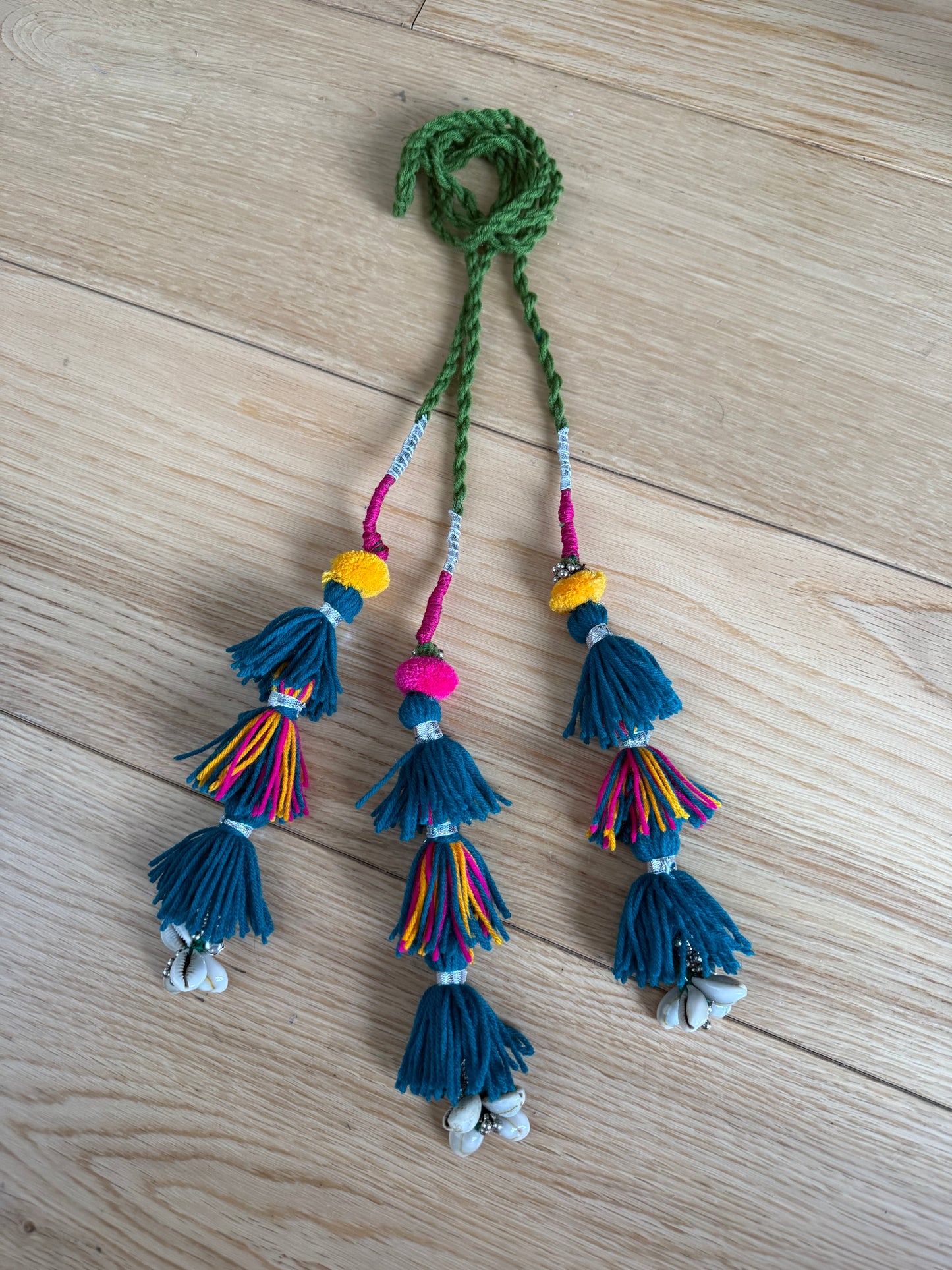 Festive Pom-Pom Tassel Hair Parandi