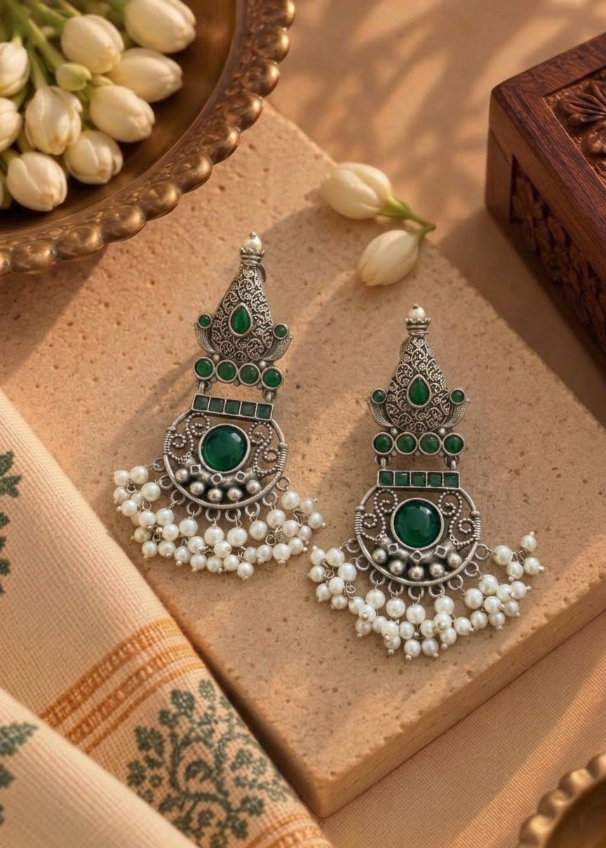 Green & White Pearl Hanging Earrings