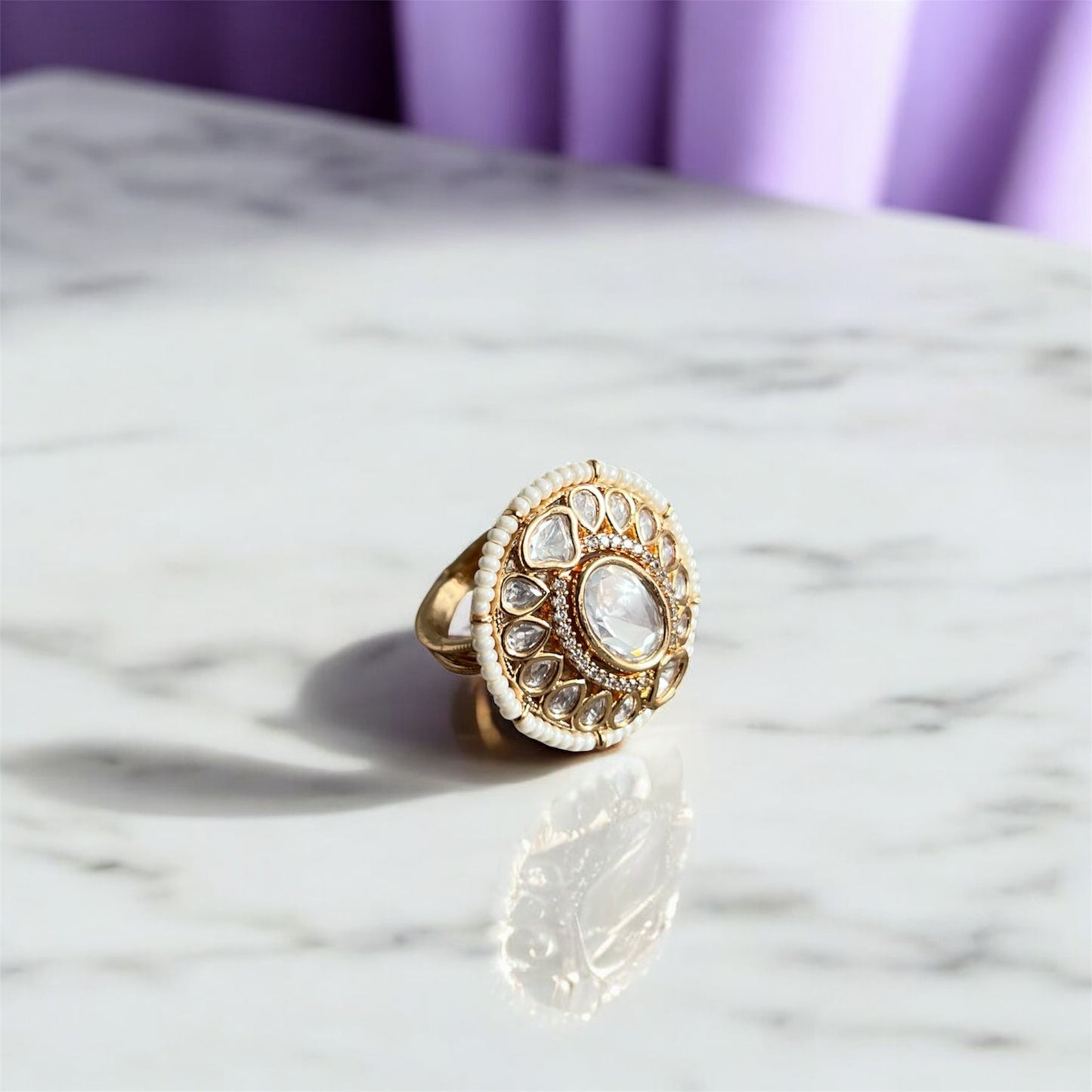 Elegant Kundan Oval-Shaped Ring