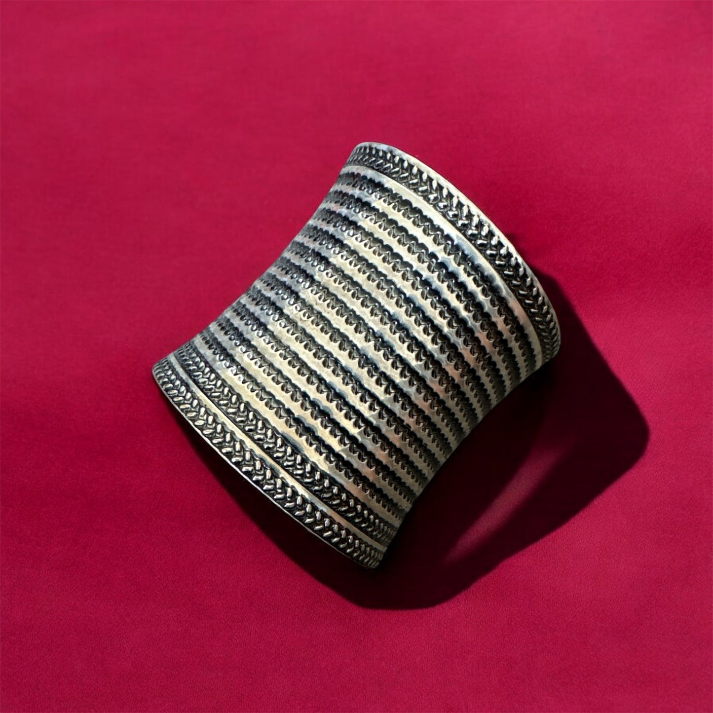 Handmade Oxidised Kada Bracelet with Floral Lining Design