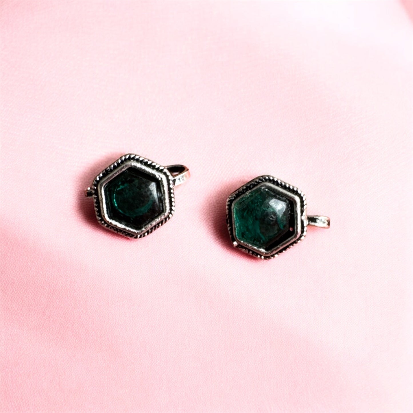 Oxidised Nose Pin