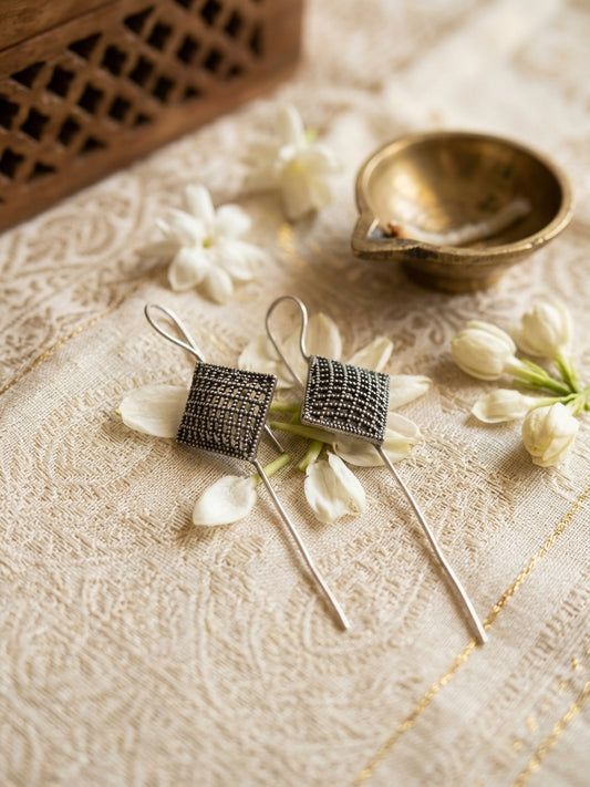 Antique diamond shaped earcuffs | Navratri 2026