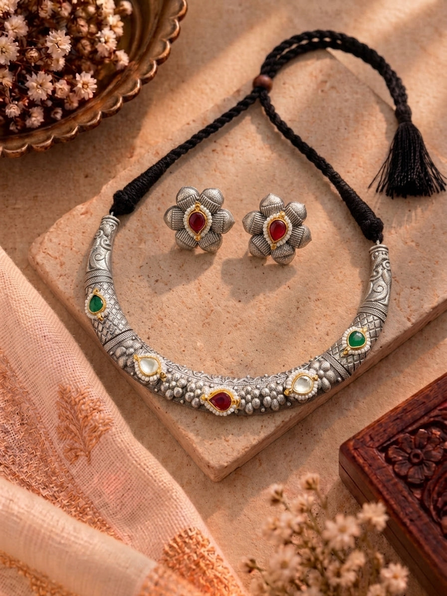 German Silver Kundan Hasli Necklace