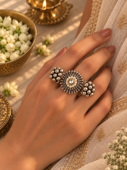German Silver White Kundan Ring