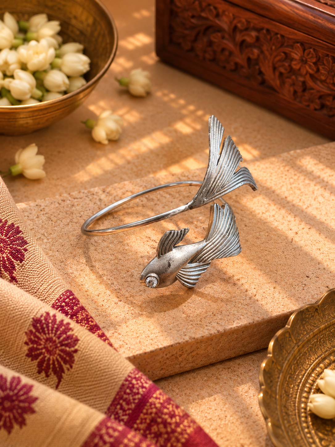 Matsya Leher White Eye Bracelet