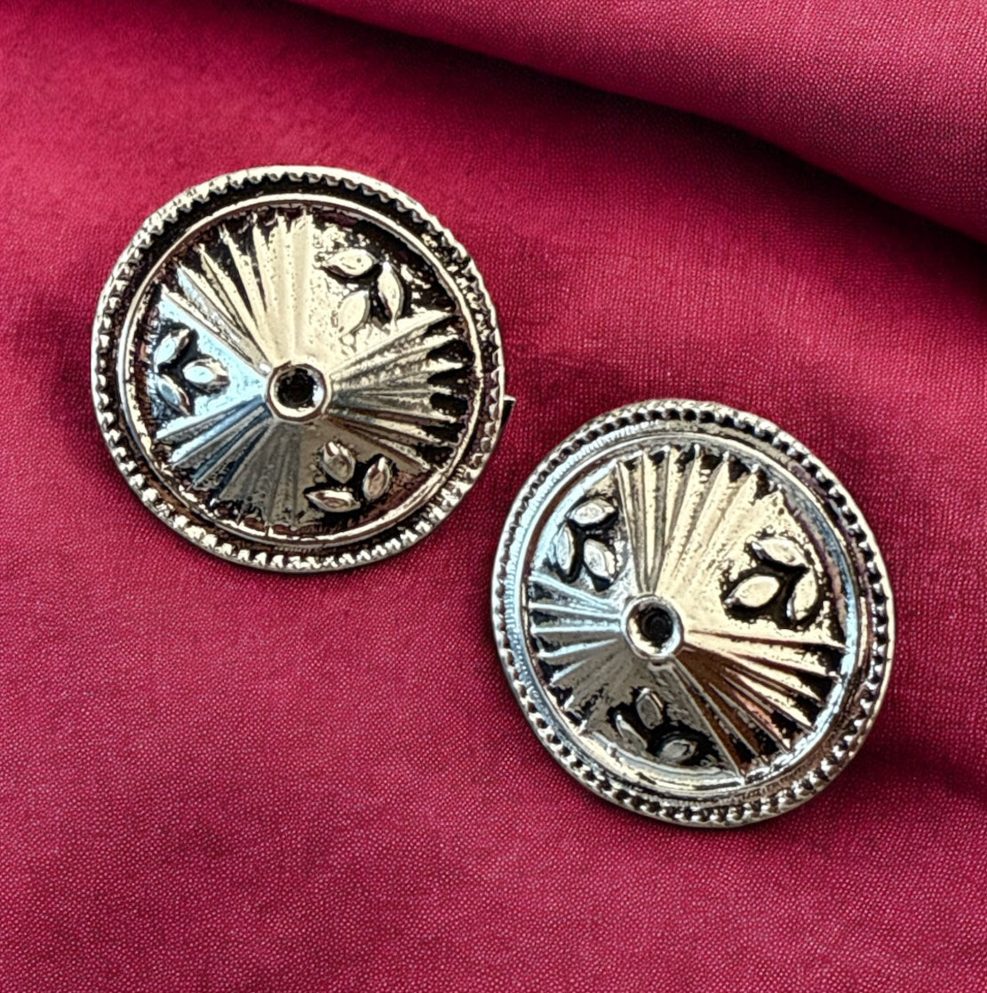 Men's Earcuff Random Design