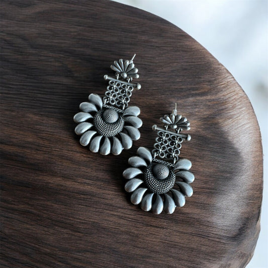 Vintage Petals – classic and timeless Earring Set | Navratri 2025