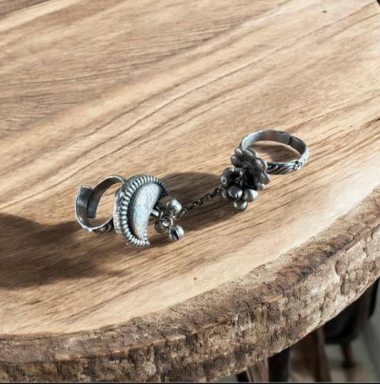 Moon & Flower Oxidised Two-Finger Ring