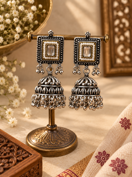 Oxidised White Kundan Rectangular White Pendant Necklace & Jhumka Set