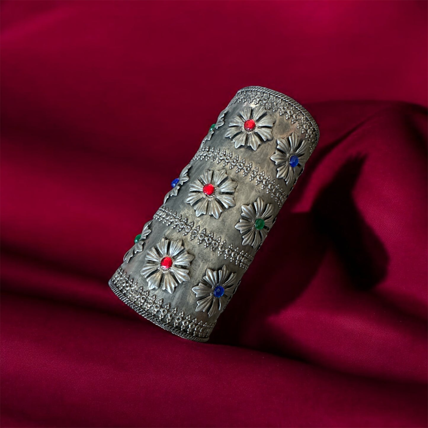Handmade Oxidised Flower-Design Kada (Bracelet) – Adjustable Artisan Bangle