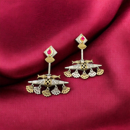 Unique Dual-Tone Fish & Cone kundan Jhumka Earrings – Navratri Special Statement Jewelry