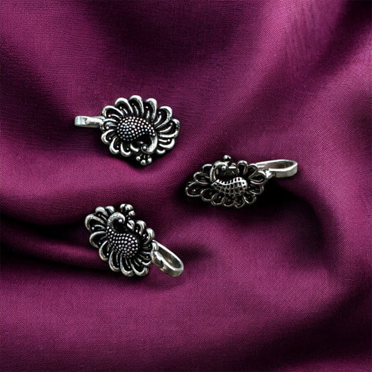 Oxidised Nose Pin