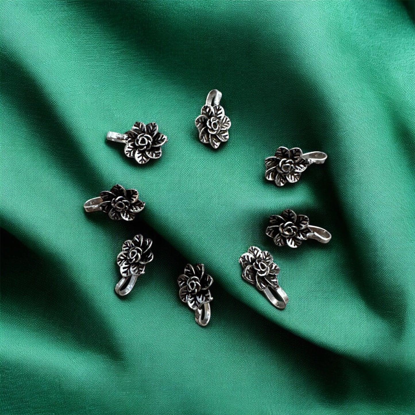 Oxidised Nose Pin