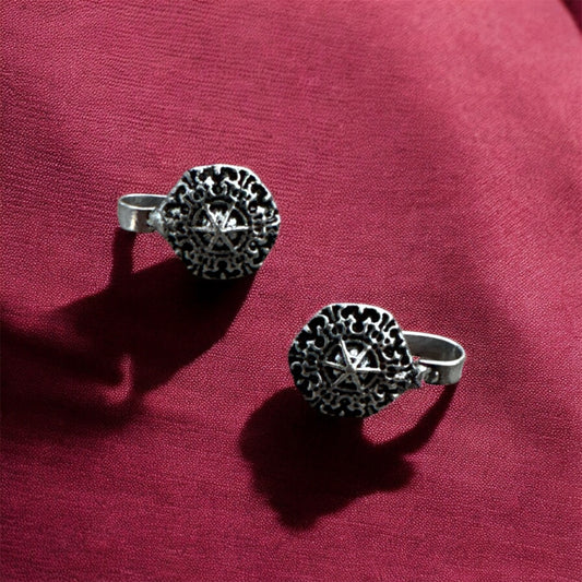 Oxidised Nose Pin