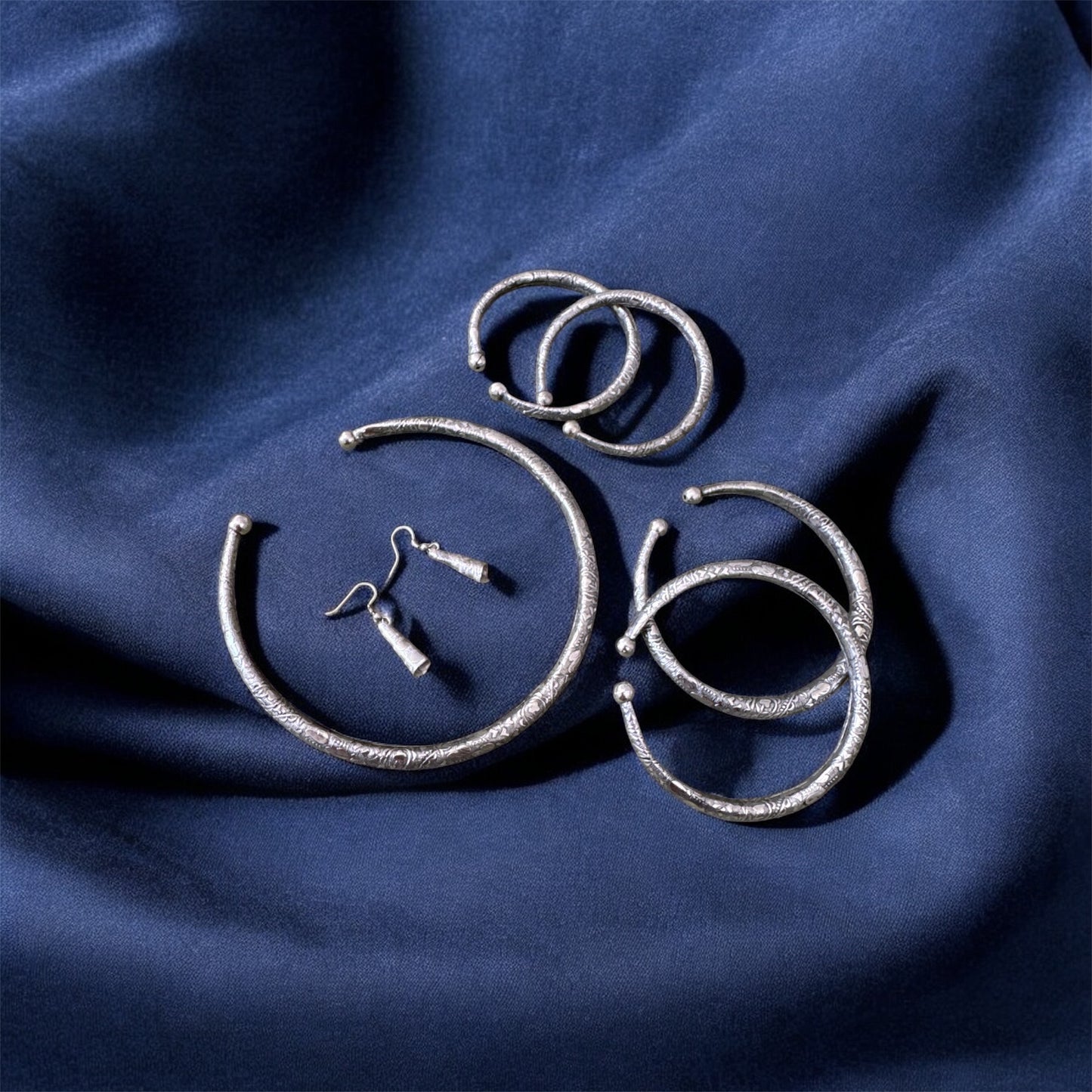 Oxidised Jewelry Set (6-Pc) – Hasli, Earrings, Handcuffs & Anklets for Navratri