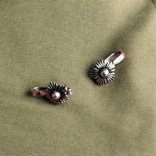 Oxidised Nose Pin