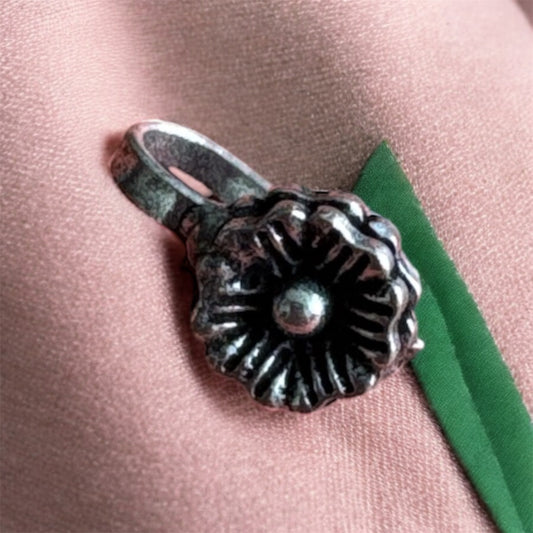 Oxidised Nose Pin