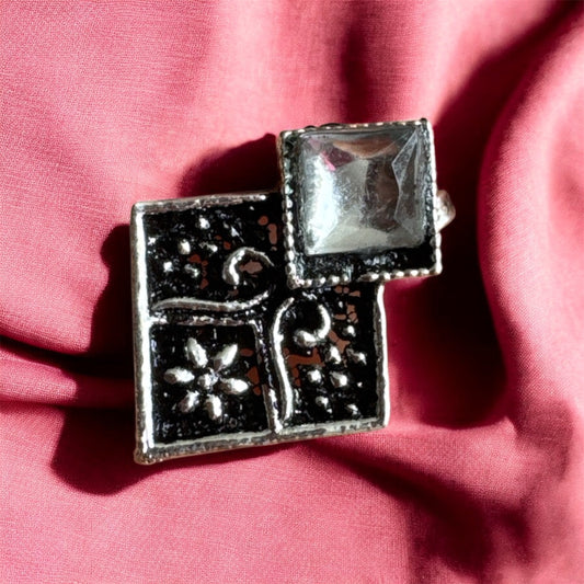 Oxidised Nose Pin