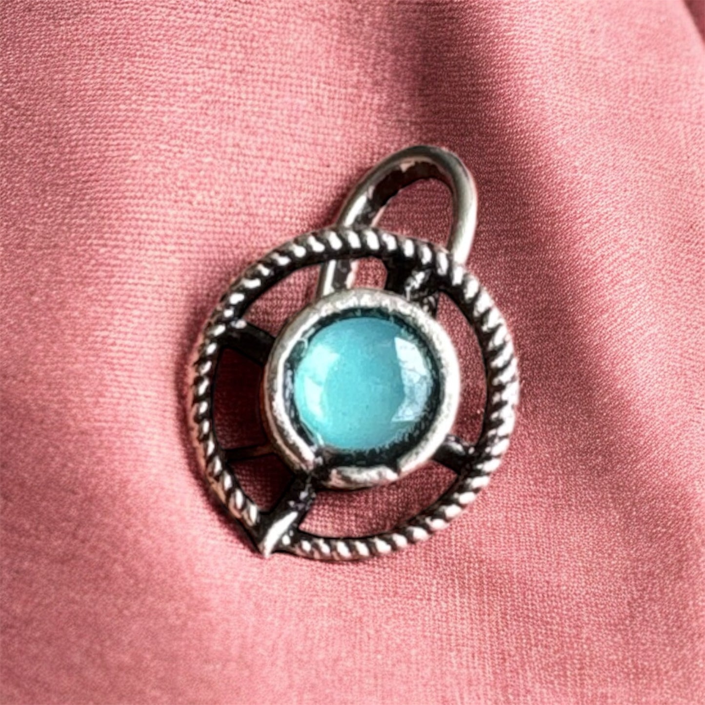 Oxidised Nose Pin