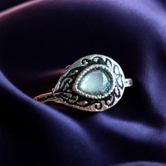 Oxidised Nose Pin