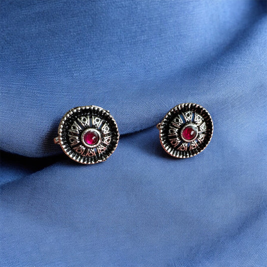 Oxidised Nose Pin