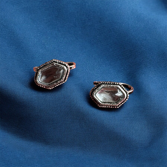 Oxidised Nose Pin