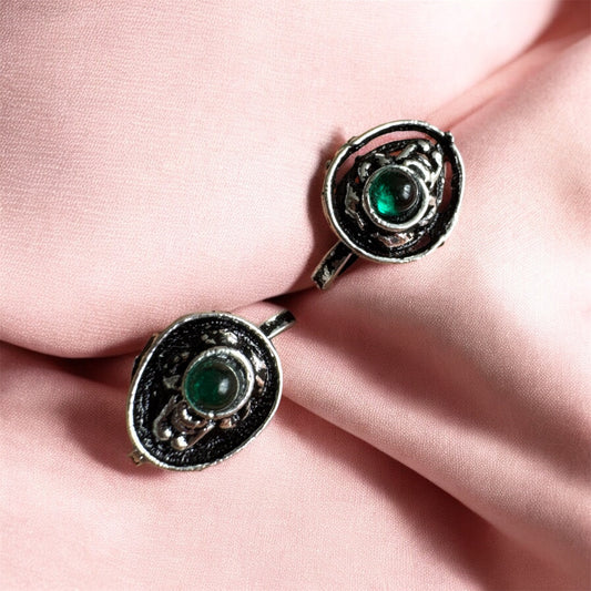 Oxidised Nose Pin
